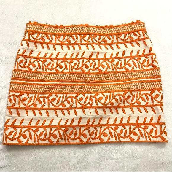 HOLT RENFREW Embroidered Mini Skirt - Picture 4 of 6